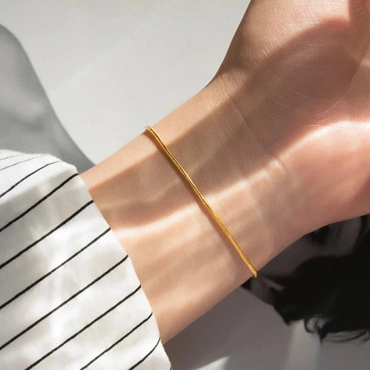 Simple Gold Bracelet