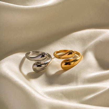 Two Tone Wave Ring Gold Thumb Ring